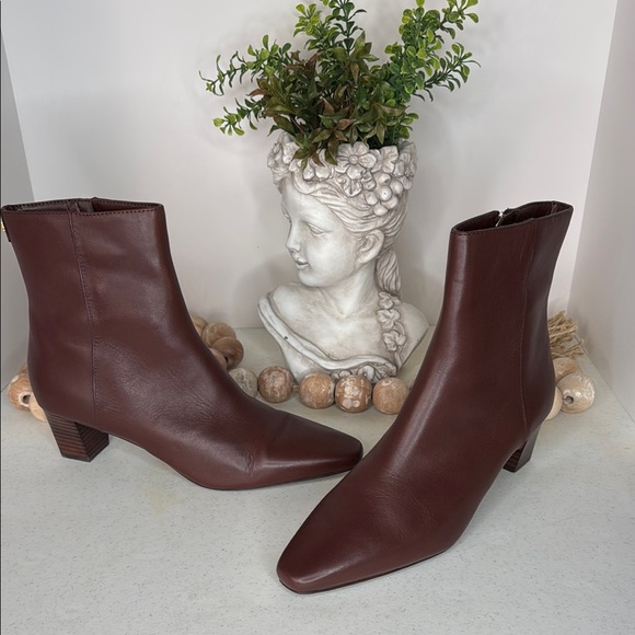 Lauren Ralph Lauren Willa Brown Leather Boot Sz 10 - Picture 2 of 11